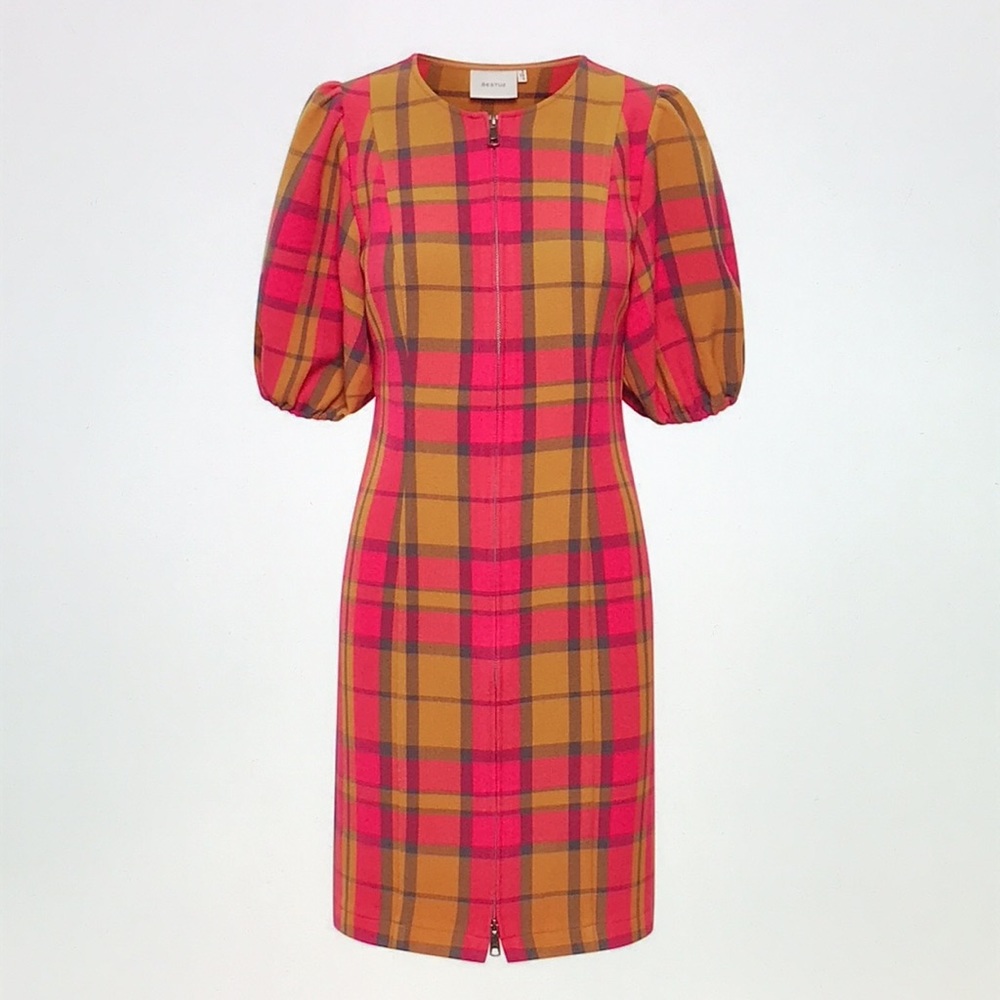 Plaid Puff-Sleeve Shift Dress in Pink & Tan - Picture 9 of 16